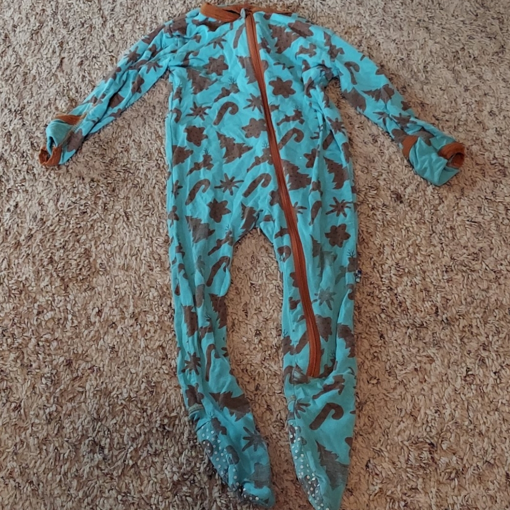 Kickee pants Christmas print footie